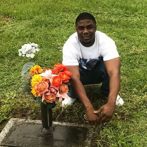 Meet your Posher, Ronald